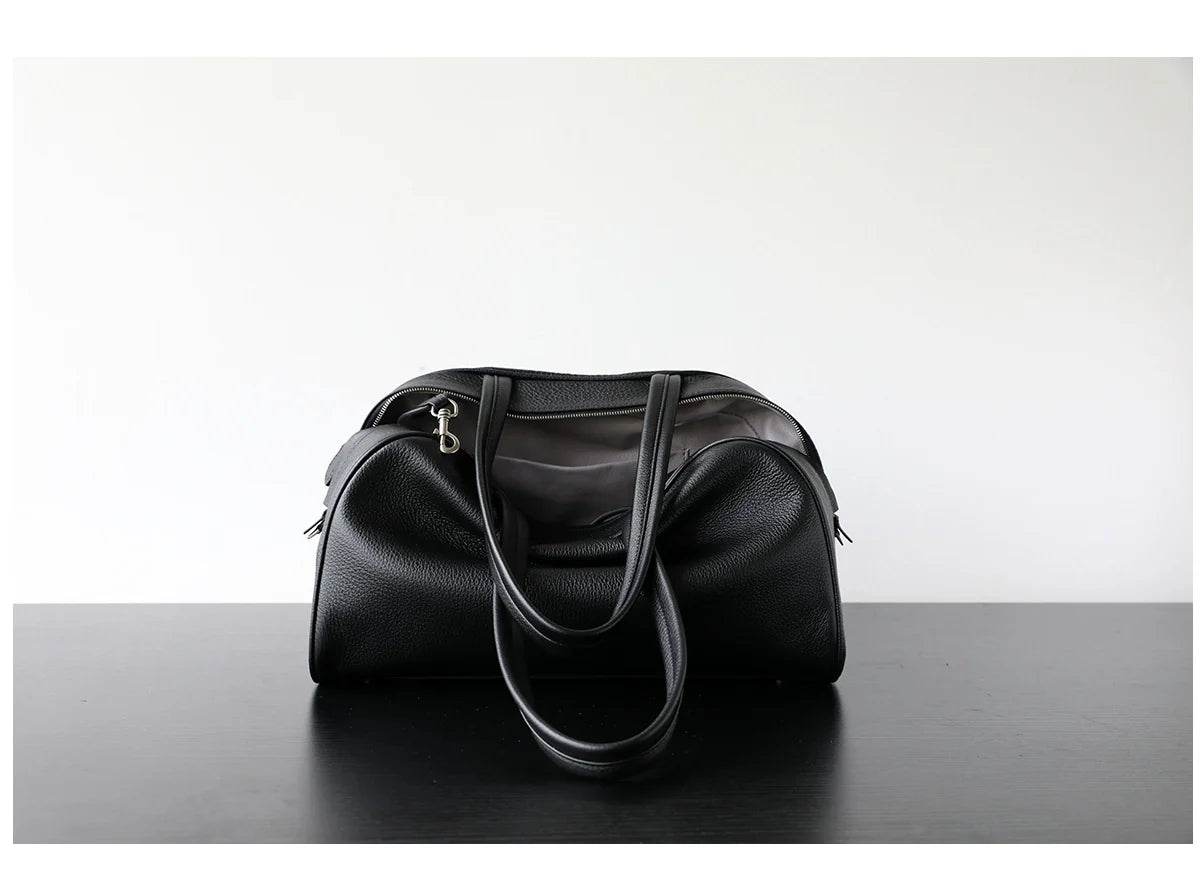 Sac Boston en cuir véritable à bandoulière "Manarola" *