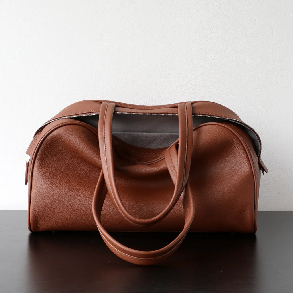 Sac Boston en cuir véritable à bandoulière "Manarola" *