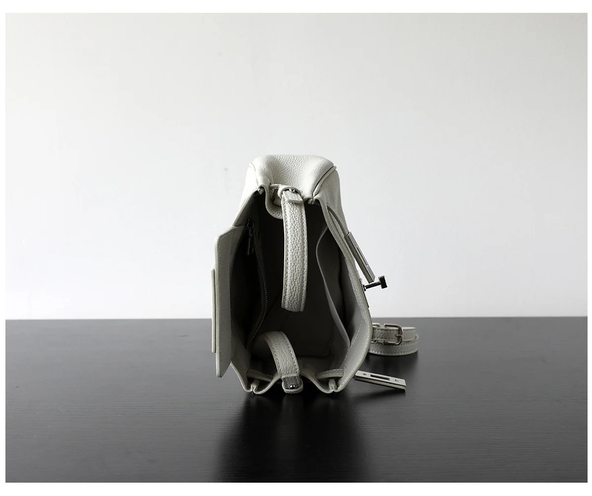 Sac à bandoulière en cuir porté épaule "Maratea"*