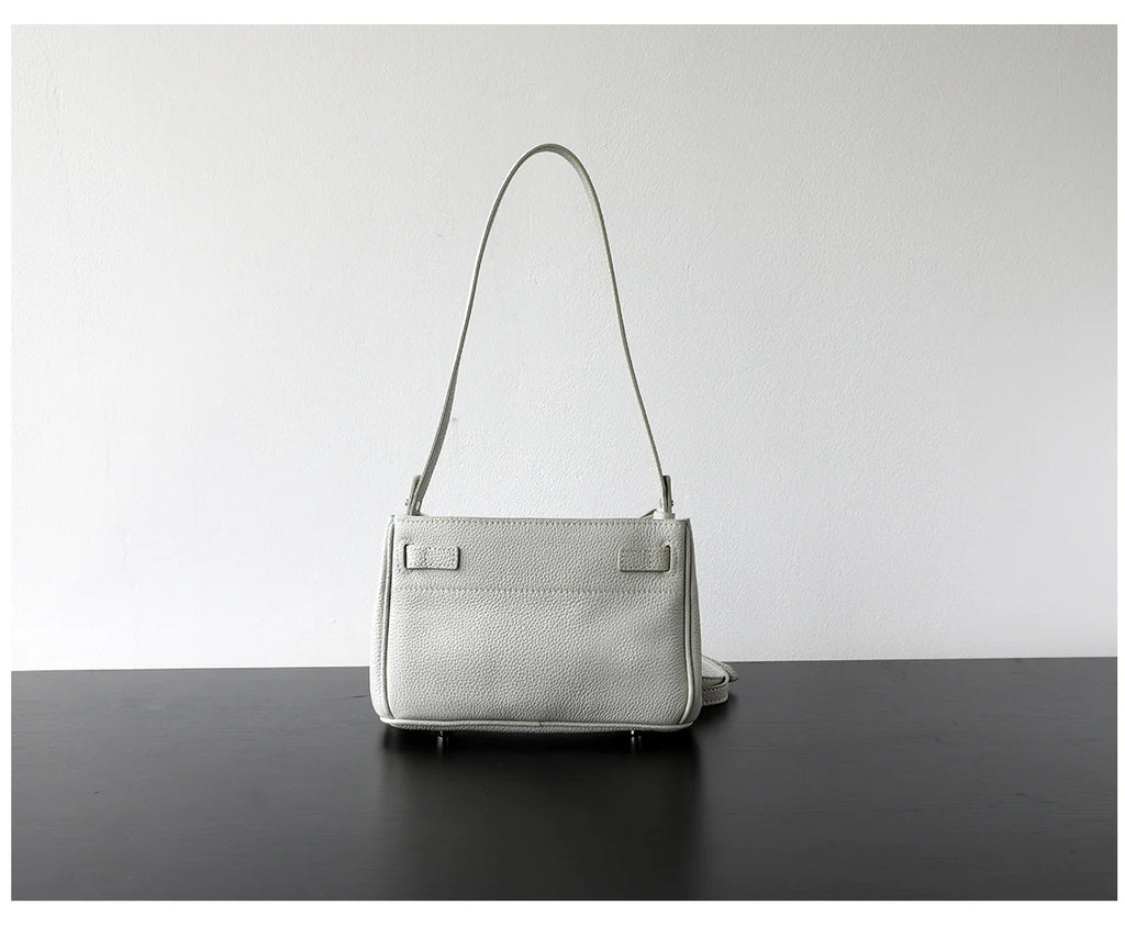 Sac à bandoulière en cuir porté épaule "Maratea"*