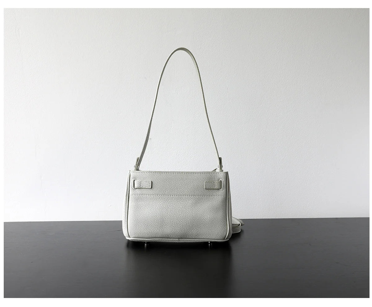 Sac à bandoulière en cuir porté épaule "Maratea"*