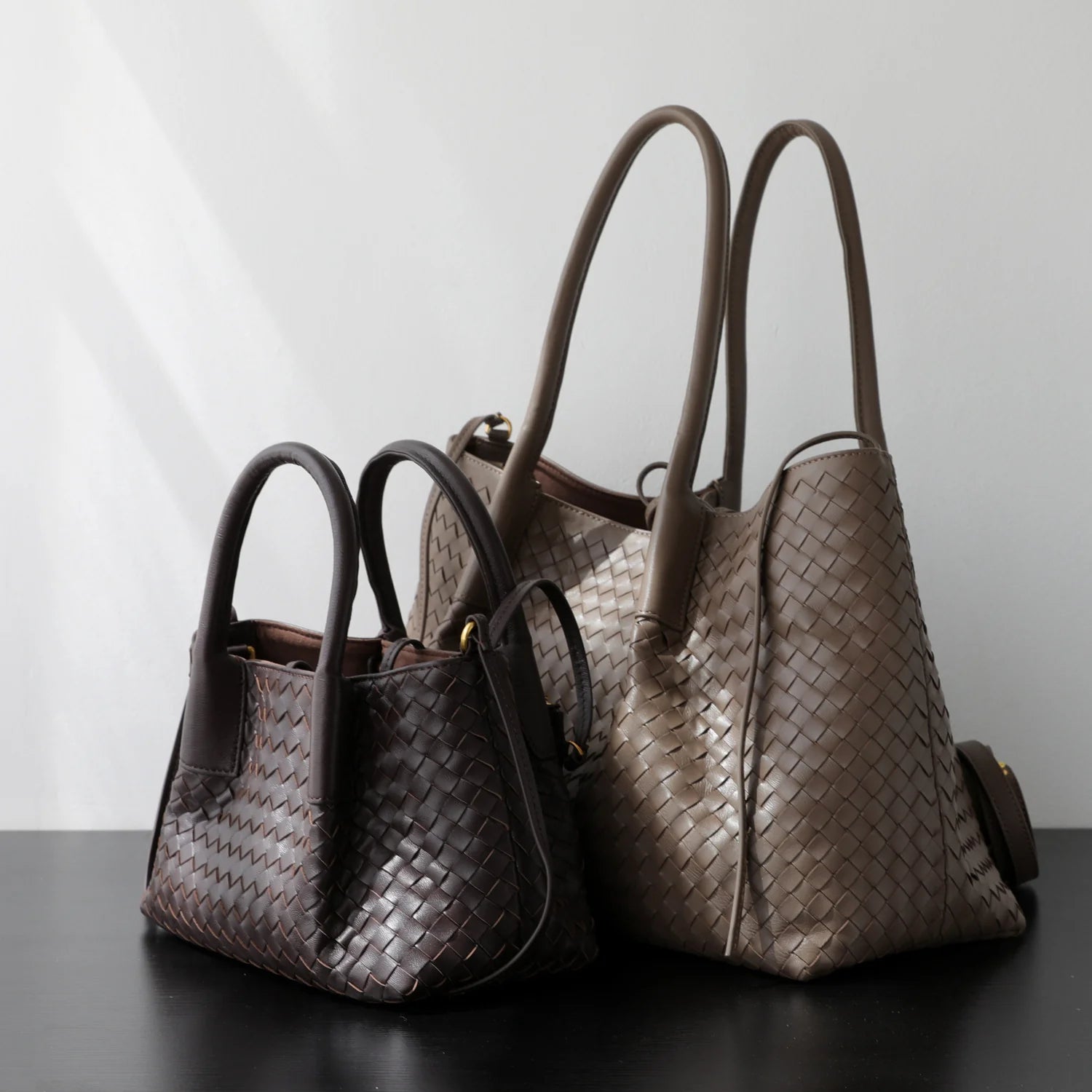 Sac fourre-tout en cuir tressé porté épaule "Montefioralle"*