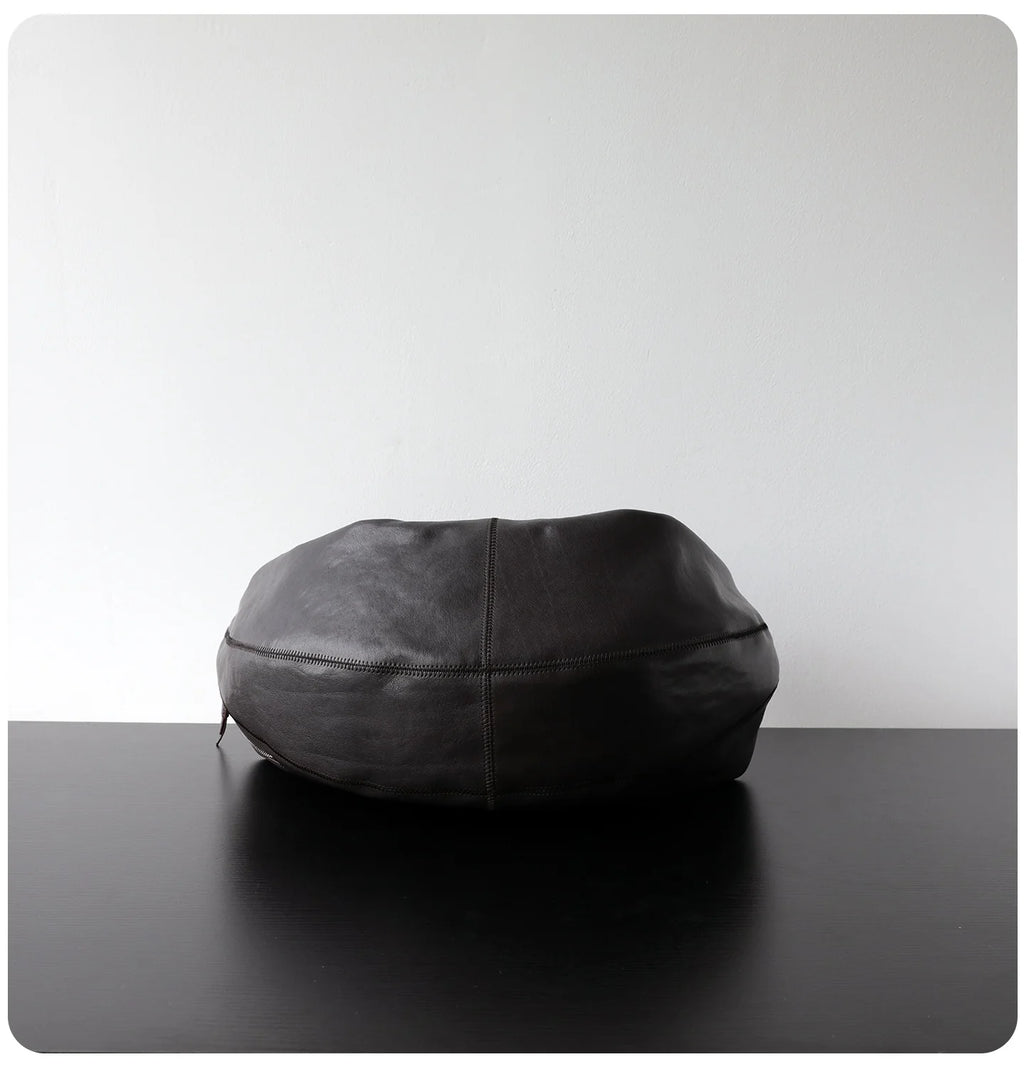 Sac croissant en cuir végétal porté épaule "Treviso"*