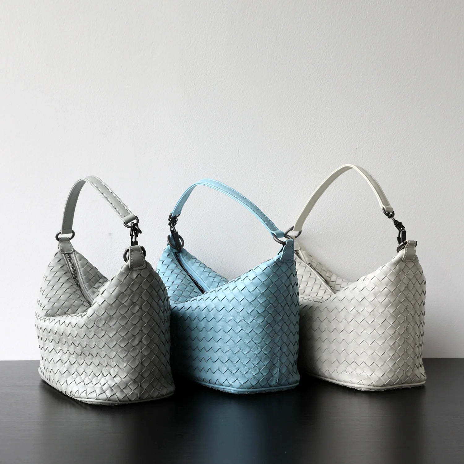"Novara" Sac hobo femme en cuir tressé, porté épaule