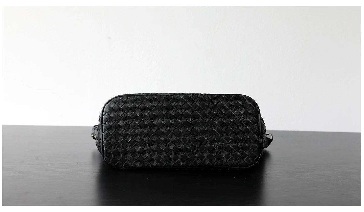 "Novara" Sac hobo femme en cuir tressé, porté épaule