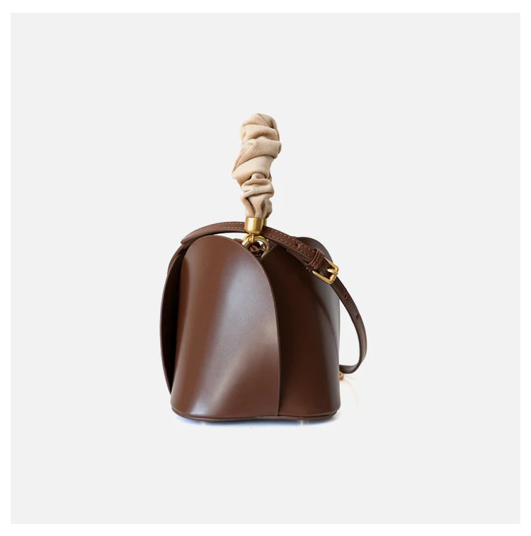 "Alberobello" Sac seau en cuir de vachette pour femme