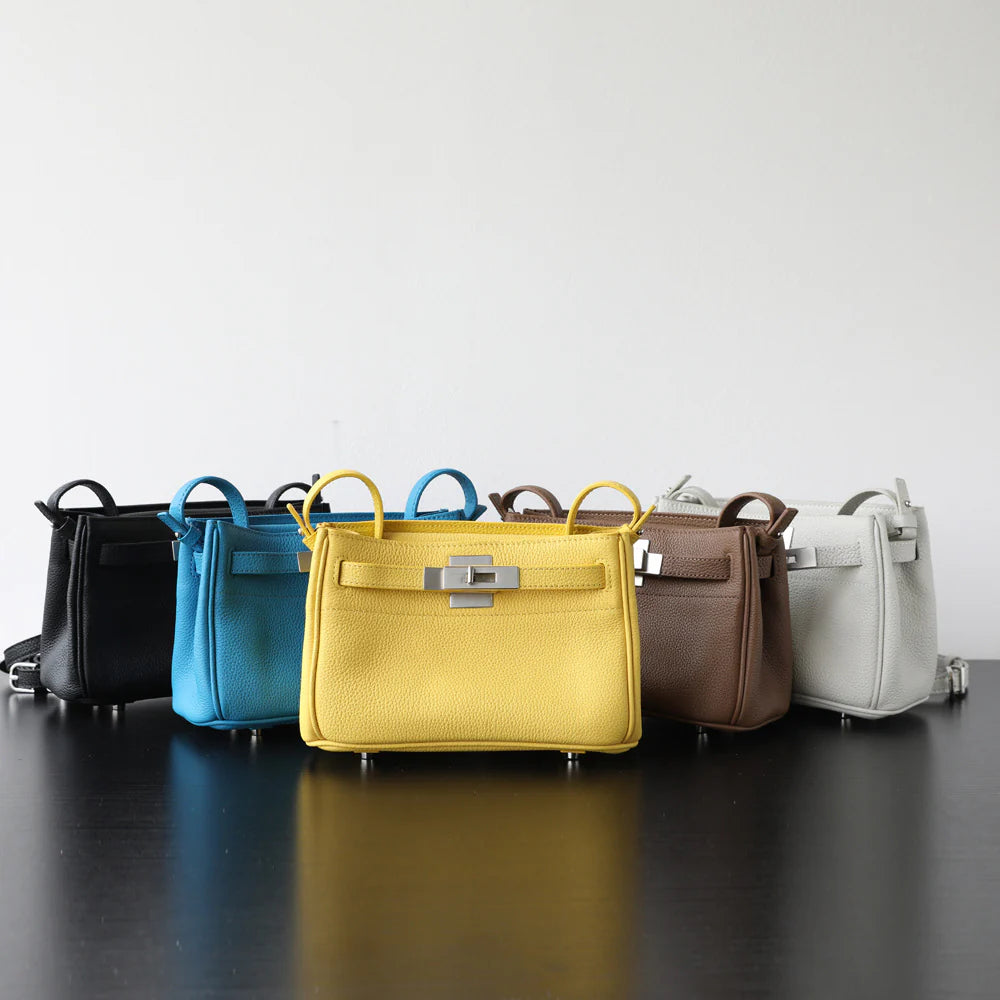 Sac à bandoulière en cuir porté épaule "Maratea"*