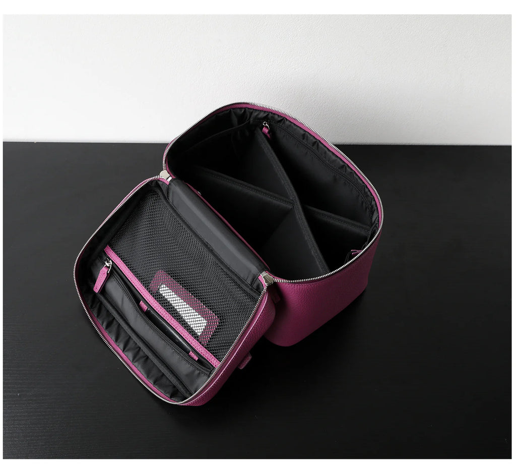 "Tropea" Trousse de maquillage en cuir de vachette souple avec compartiments